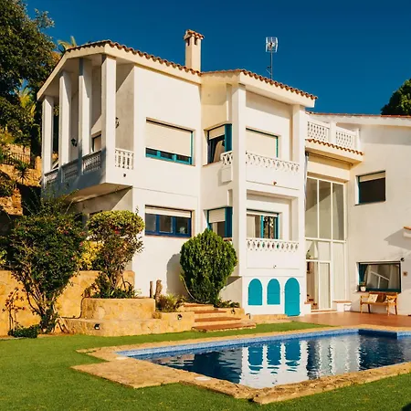 El Riu Del Cel فندق مبيت وإفطار 3*